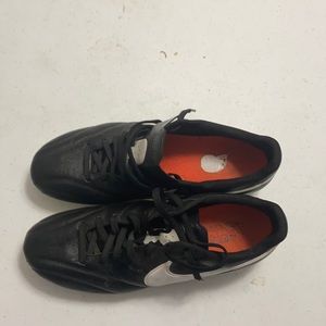 Used Nike premier 8 US